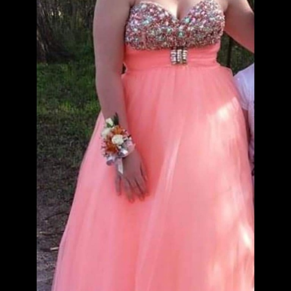 Prom Dress - Picture 1 of 2